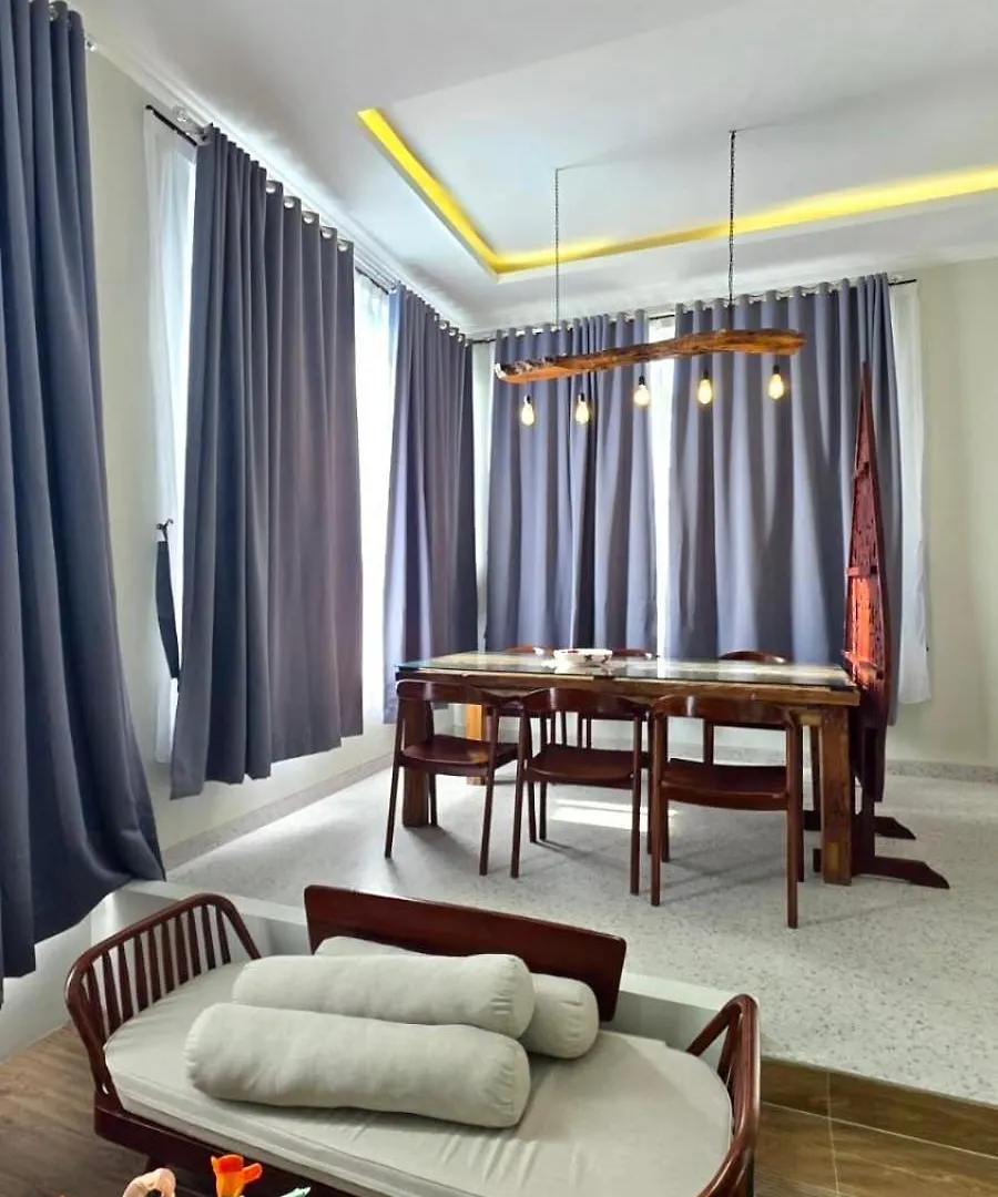 Vero Selaras - Villa Ubud Made Heng Indonesia